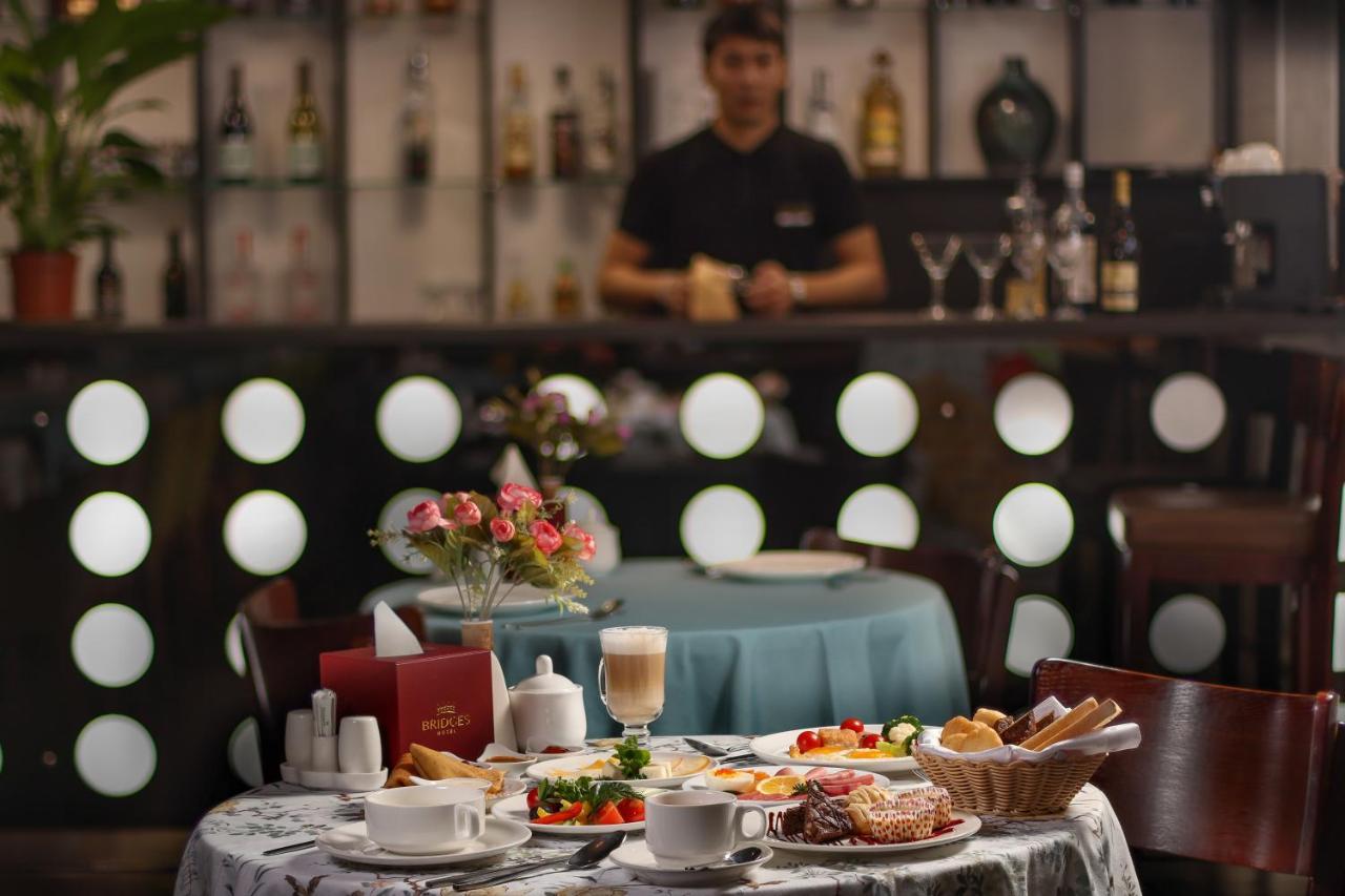 فندق بريدجيز بيشكيك المظهر الخارجي الصورة